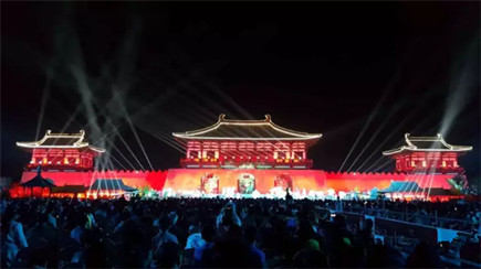 第34屆中國洛陽牡丹文化節(jié)開幕式&ldquo;創(chuàng)意樓體秀&rdquo;于4月10日盛大舉行